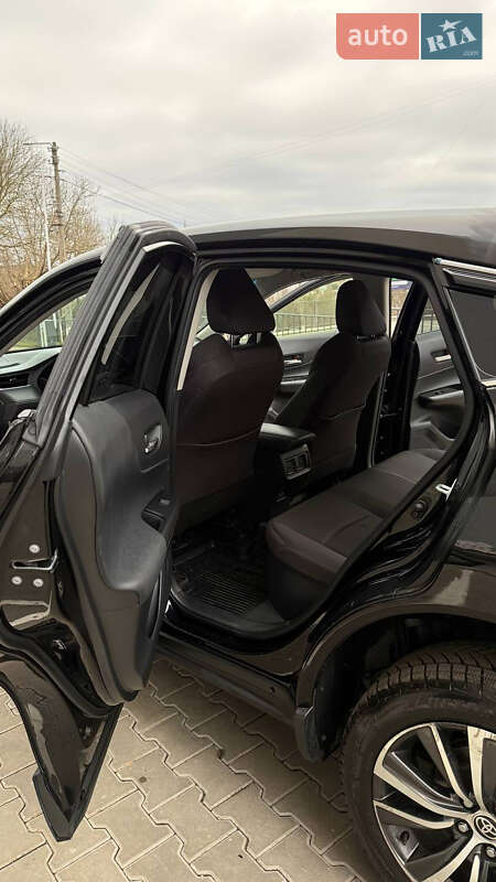 Внедорожник / Кроссовер Toyota Venza 2020 в Фастове