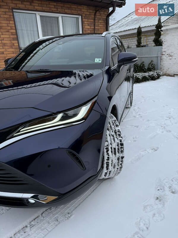 Позашляховик / Кросовер Toyota Venza 2021 в Фастові