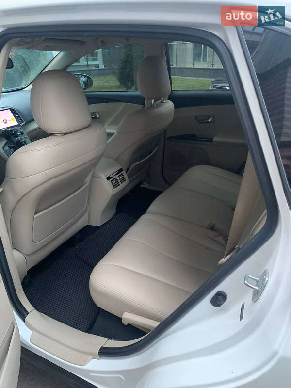 Внедорожник / Кроссовер Toyota Venza 2011 в Киеве