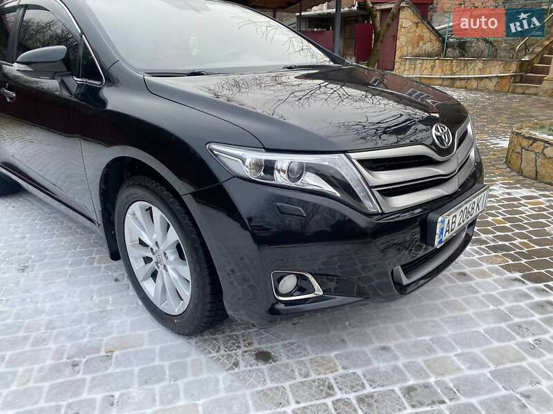 Позашляховик / Кросовер Toyota Venza 2013 в Вінниці