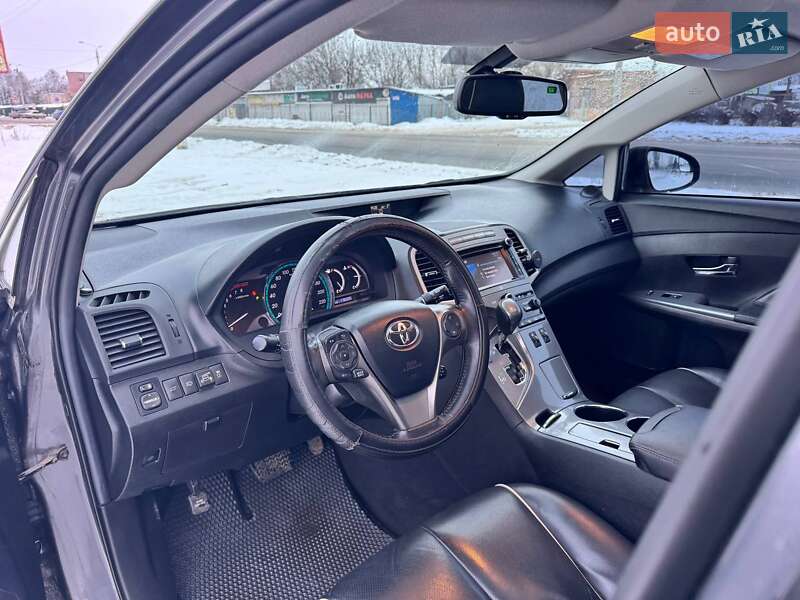 Внедорожник / Кроссовер Toyota Venza 2013 в Сумах
