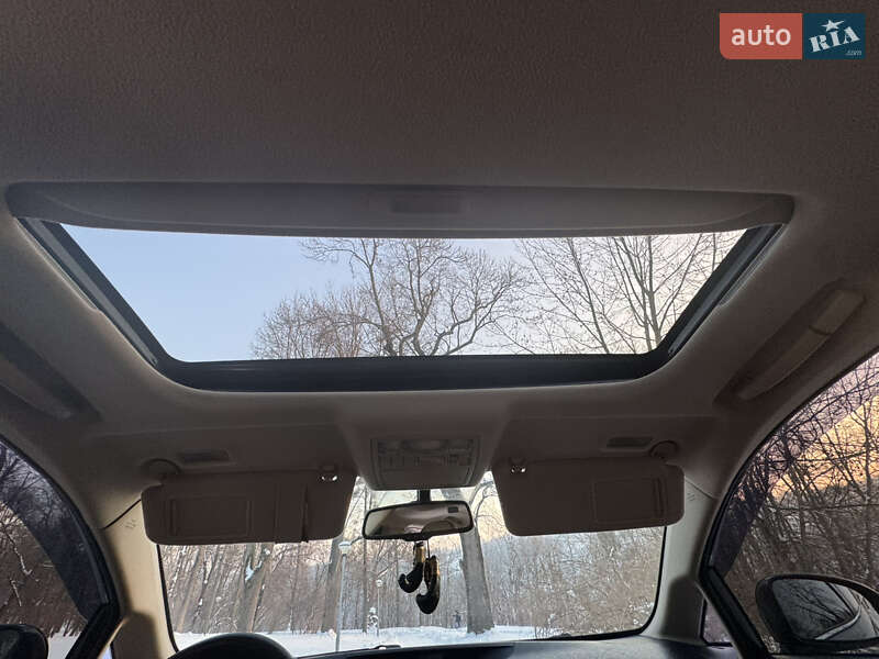 Внедорожник / Кроссовер Toyota Venza 2010 в Житомире