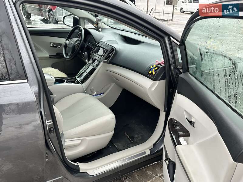 Внедорожник / Кроссовер Toyota Venza 2010 в Киеве