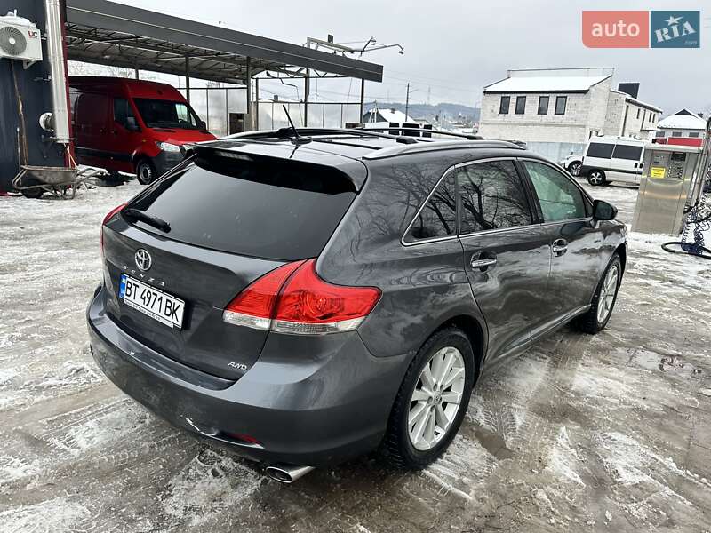 Внедорожник / Кроссовер Toyota Venza 2010 в Киеве