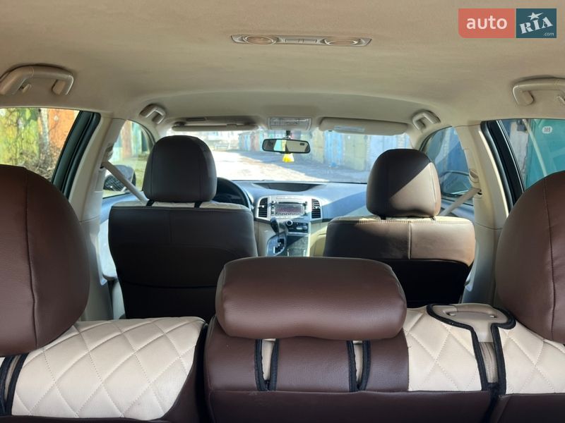 Внедорожник / Кроссовер Toyota Venza 2011 в Ладыжине