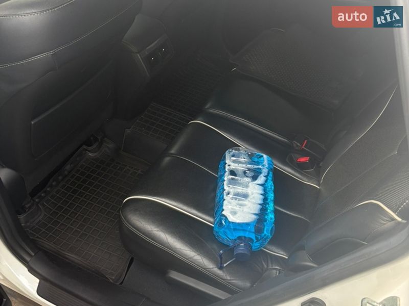 Внедорожник / Кроссовер Toyota Venza 2013 в Днепре