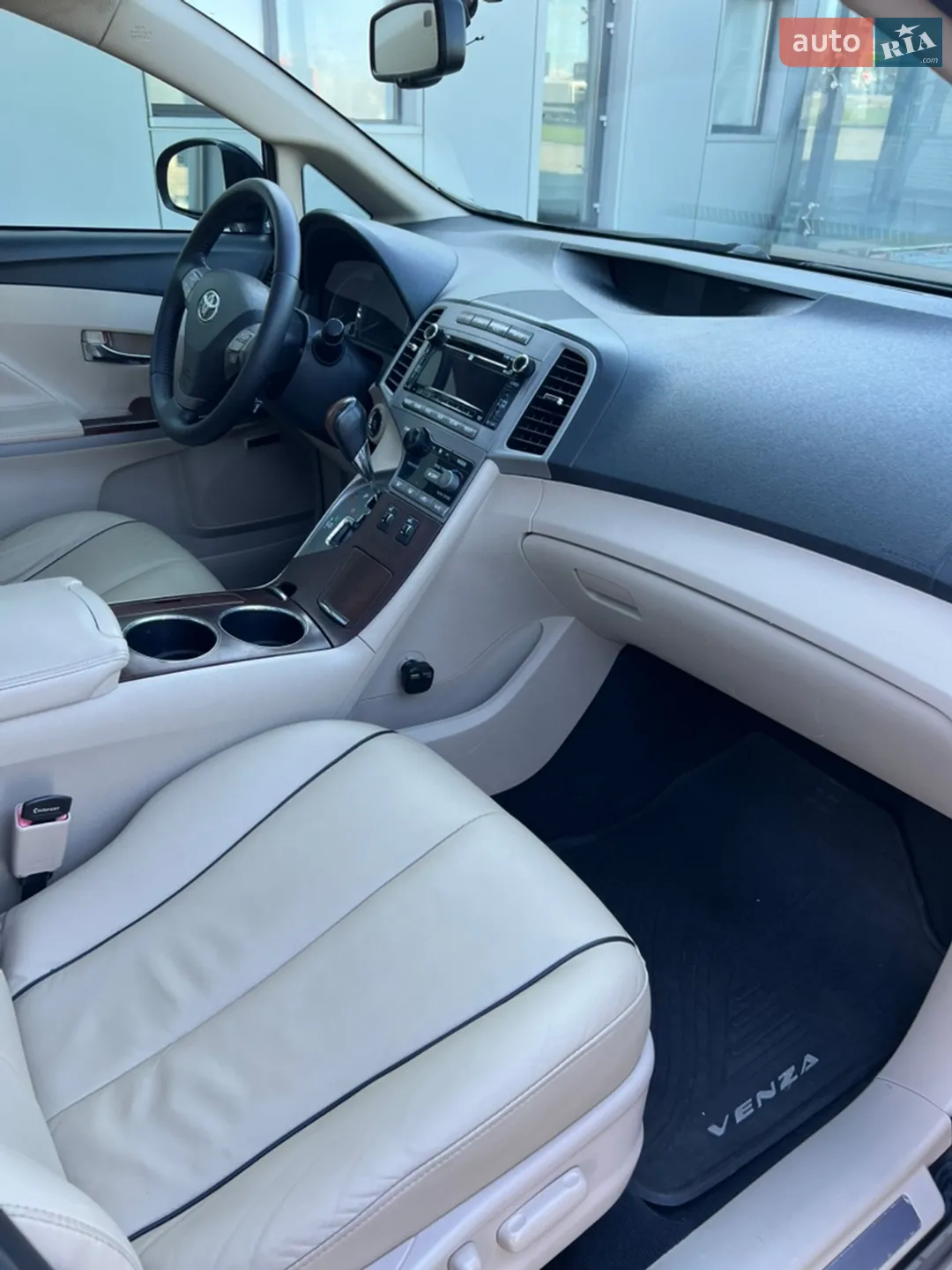 2010 Toyota Venza - мініатюра 17