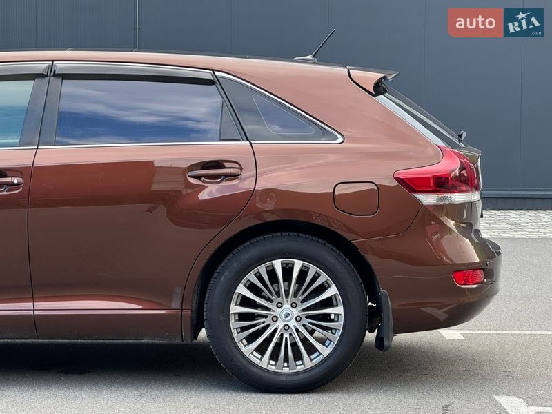 Внедорожник / Кроссовер Toyota Venza 2013 в Киеве фото 6 Внедорожник / Кроссовер Toyota Venza 2013 в Киеве