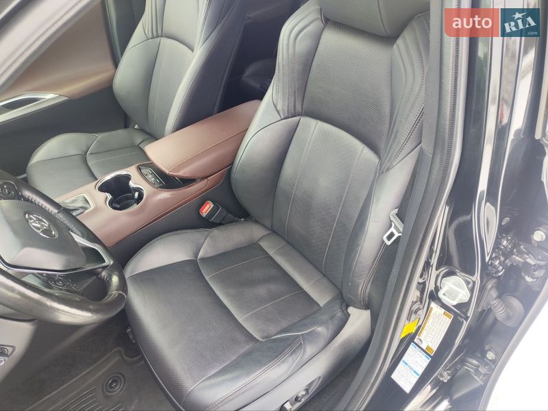 Внедорожник / Кроссовер Toyota Venza 2021 в Киеве фото 8 Внедорожник / Кроссовер Toyota Venza 2021 в Киеве