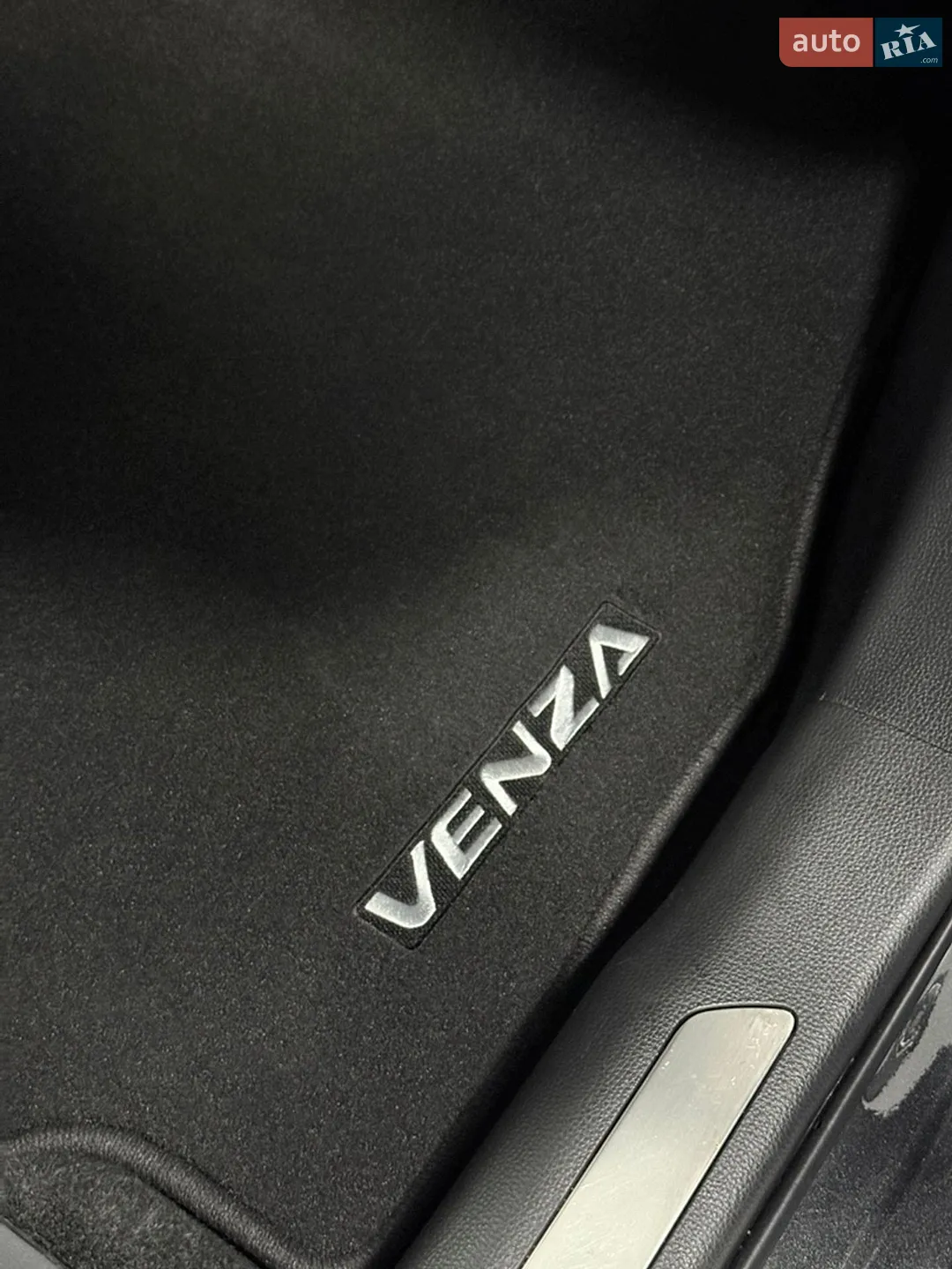 2023 Toyota Venza - мініатюра 28