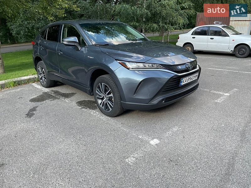 Внедорожник / Кроссовер Toyota Venza 2021 в Киеве