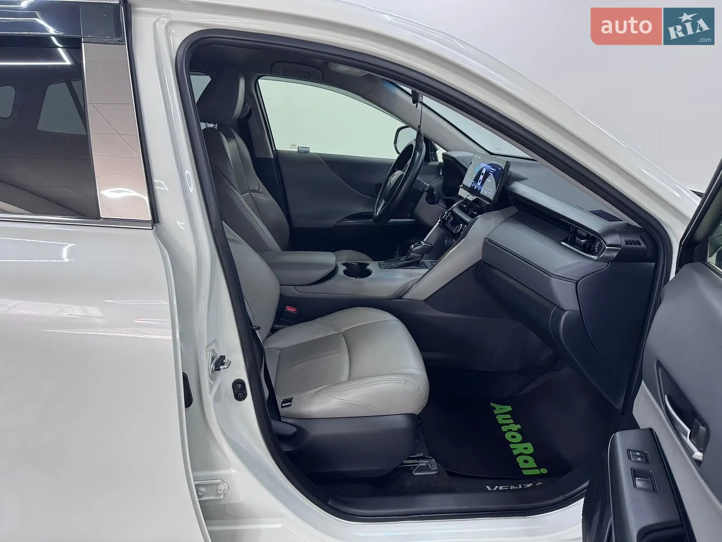 2020 Toyota Venza - мініатюра 12