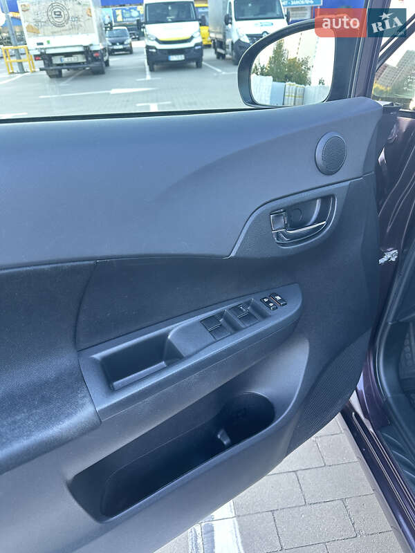 Микровэн Toyota Verso-S 2011 в Броварах фото 11 Микровэн Toyota Verso-S 2011 в Броварах