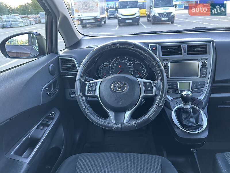 Микровэн Toyota Verso-S 2011 в Броварах фото 16 Микровэн Toyota Verso-S 2011 в Броварах