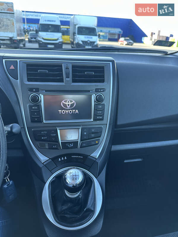 Микровэн Toyota Verso-S 2011 в Броварах фото 18 Микровэн Toyota Verso-S 2011 в Броварах