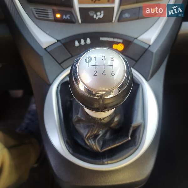 Микровэн Toyota Verso-S 2012 в Белгороде-Днестровском