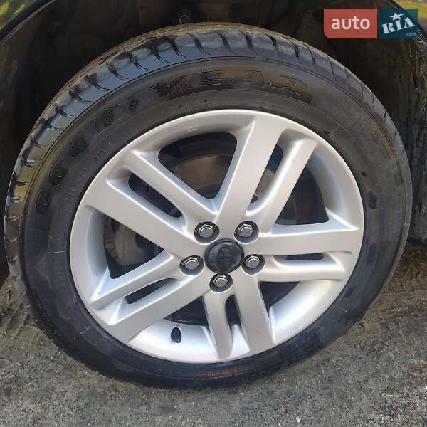 Микровэн Toyota Verso-S 2012 в Белгороде-Днестровском