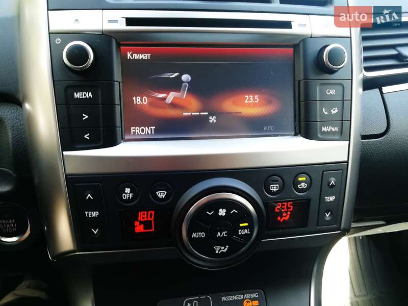 Мінівен Toyota Verso 2014 в Одесі