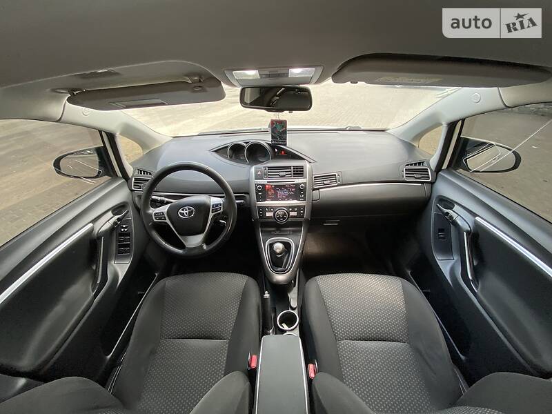 Мінівен Toyota Verso 2013 в Хмельницькому фото 22 Мінівен Toyota Verso 2013 в Хмельницькому