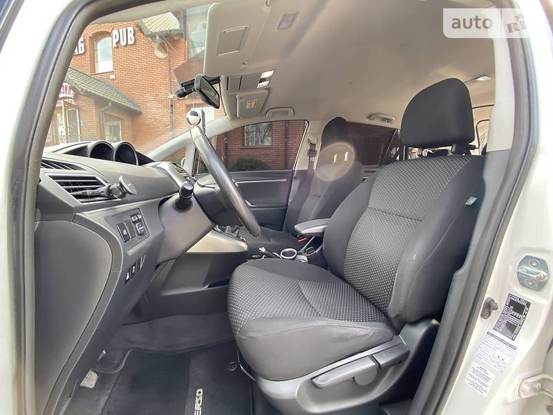 Мінівен Toyota Verso 2013 в Хмельницькому фото 28 Мінівен Toyota Verso 2013 в Хмельницькому