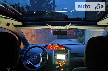 Универсал Toyota Verso 2012 в Ровно