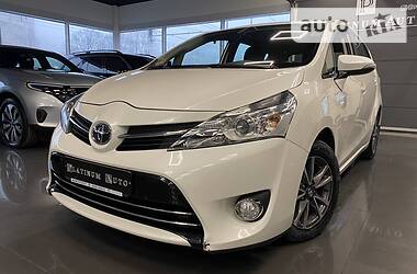 Хэтчбек Toyota Verso 2013 в Одессе