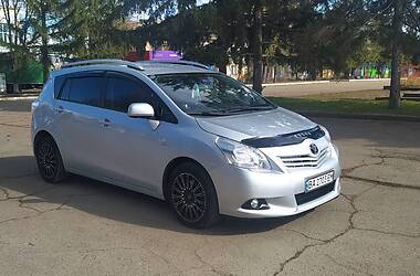 Мінівен Toyota Verso 2012 в Новоархангельську