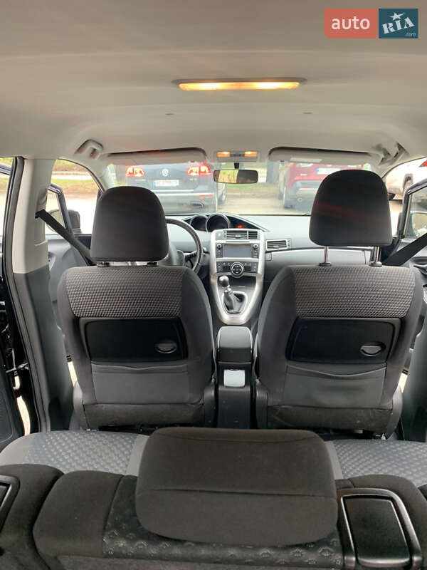 Минивэн Toyota Verso 2014 в Луцке