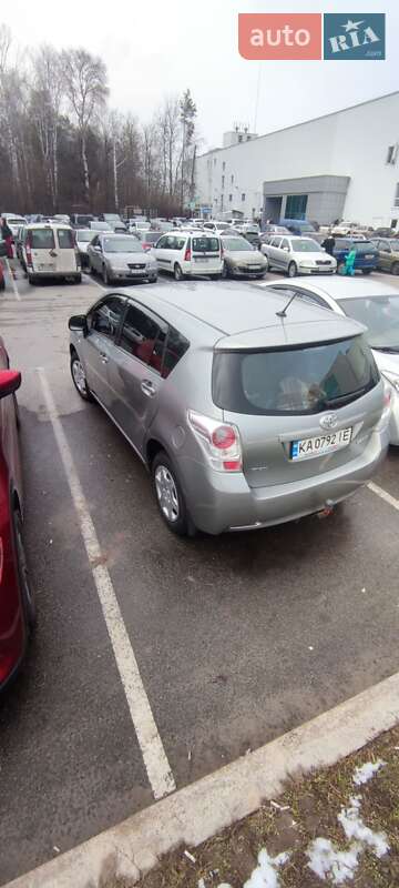 Мінівен Toyota Verso 2011 в Чернігові
