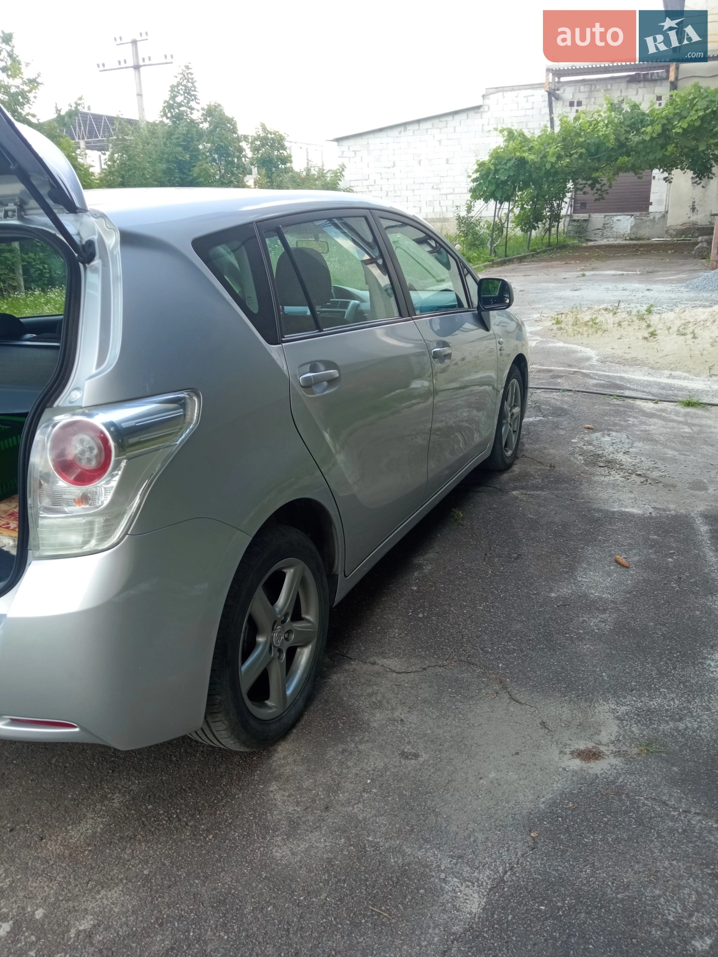 Toyota Verso 2011 VIN NMTDB26R80R006931 фото оголошення 2 з 20