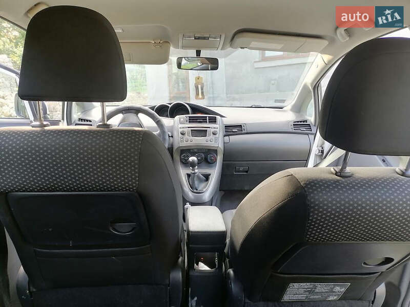 Минивэн Toyota Verso 2010 в Вишневце фото 8 Минивэн Toyota Verso 2010 в Вишневце