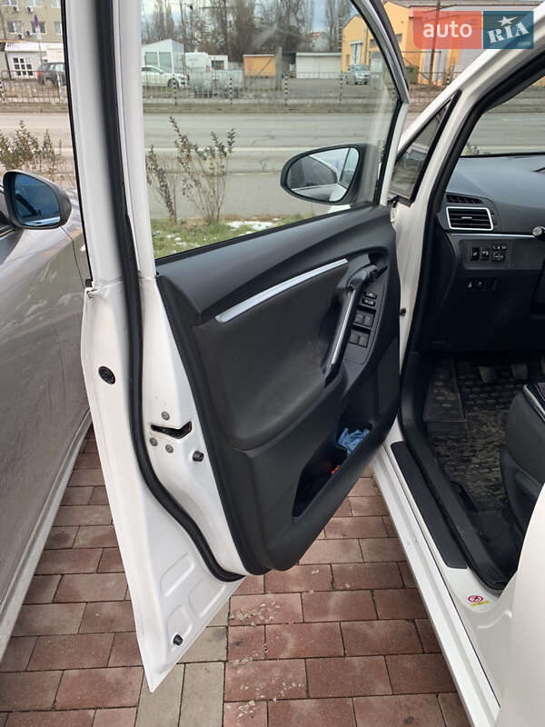 Минивэн Toyota Verso 2013 в Одессе