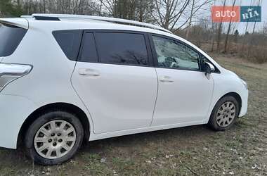 Минивэн Toyota Verso 2014 в Житомире