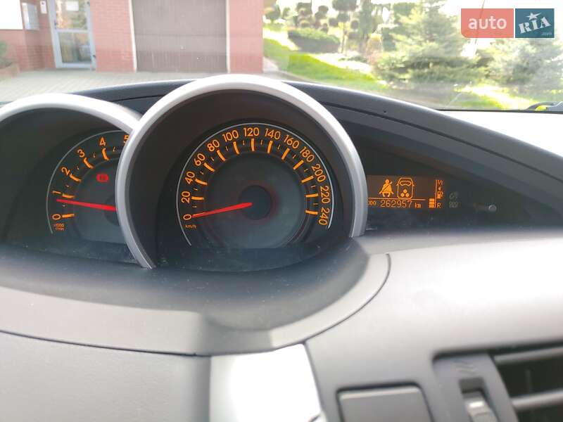 Мінівен Toyota Verso 2010 в Тернополі