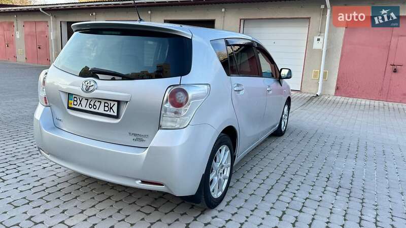 Минивэн Toyota Verso 2009 в Каменец-Подольском фото 9 Минивэн Toyota Verso 2009 в Каменец-Подольском