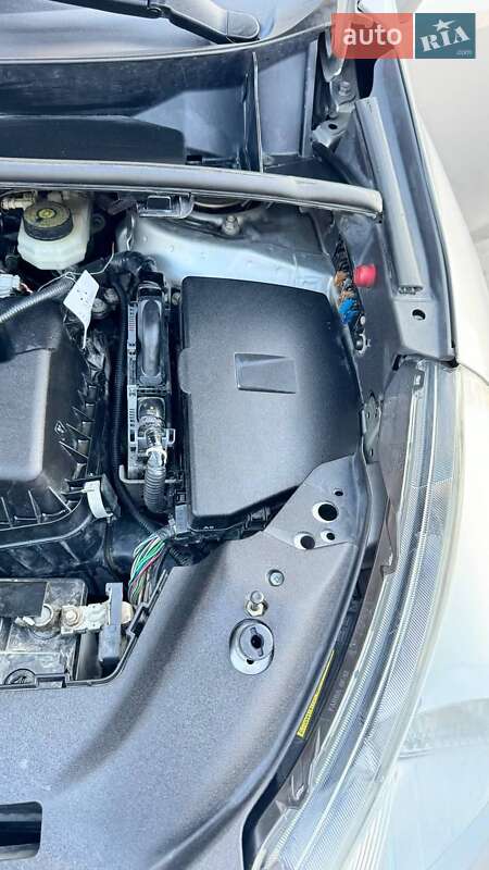 Минивэн Toyota Verso 2009 в Каменец-Подольском фото 38 Минивэн Toyota Verso 2009 в Каменец-Подольском