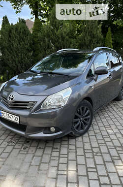 Мінівен Toyota Verso 2009 в Самборі