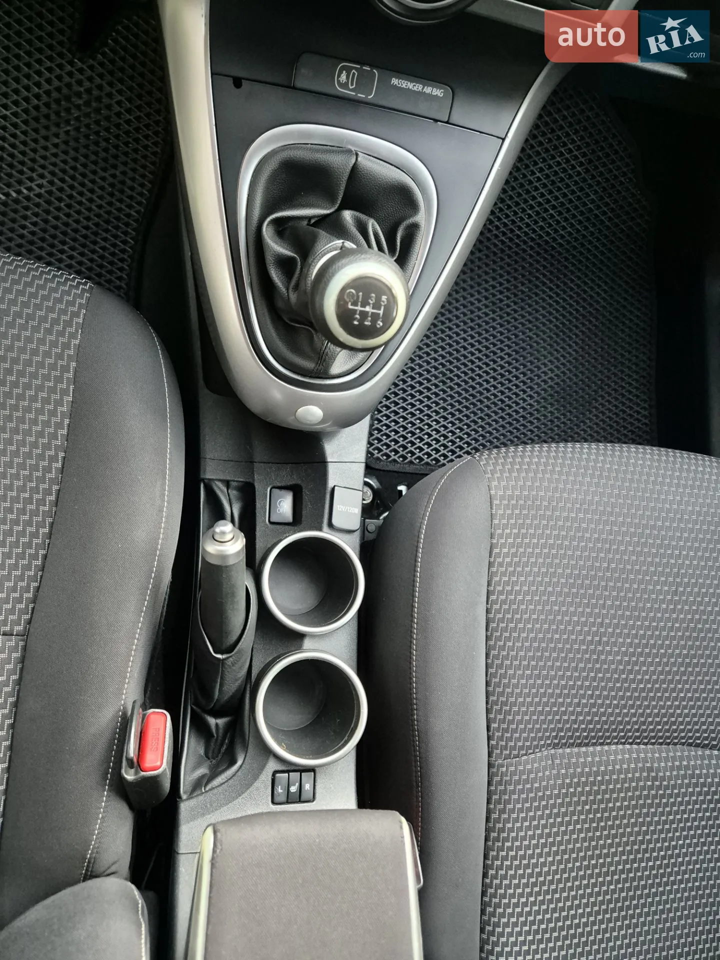 2015 Toyota Verso - мініатюра 21