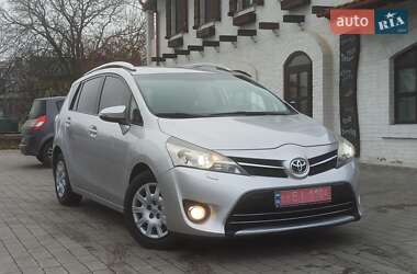 Мінівен Toyota Verso 2014 в Красилові