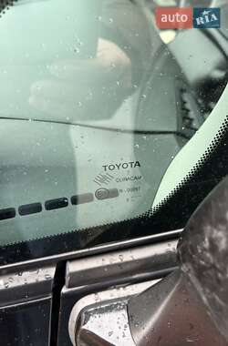 Минивэн Toyota Verso 2010 в 
