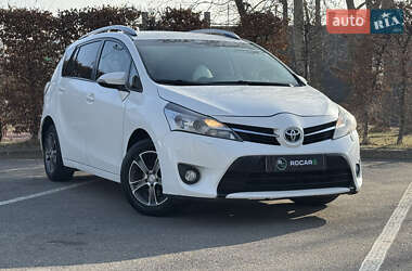 Мінівен Toyota Verso 2014 в Києві