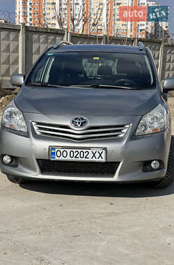 Мінівен Toyota Verso 2012 в Одесі