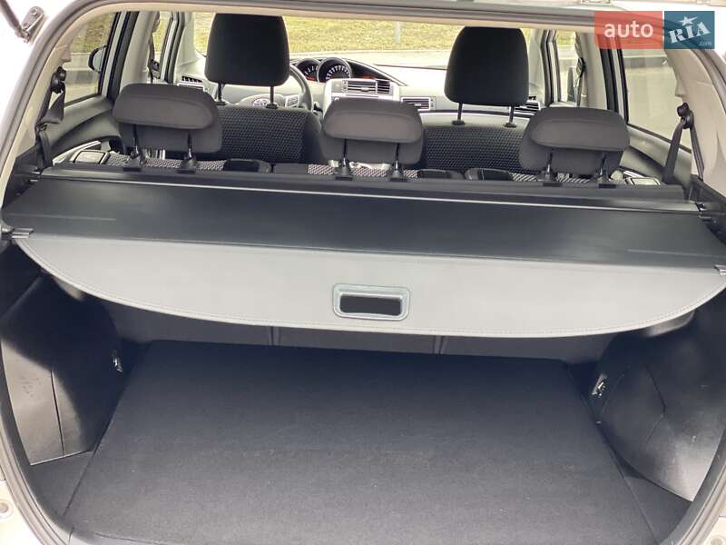 Мінівен Toyota Verso 2015 в Вінниці