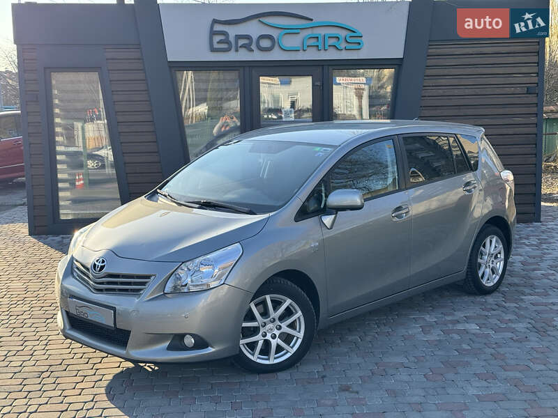 Toyota Verso 2012