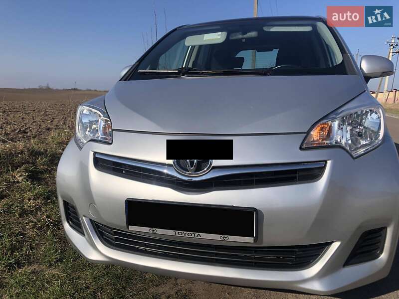 Минивэн Toyota Verso 2011 в Луцке