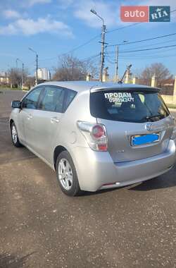 Минивэн Toyota Verso 2009 в Черноморске