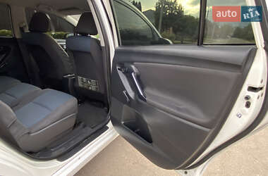Минивэн Toyota Verso 2014 в 