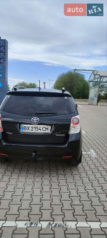 Минивэн Toyota Verso 2012 в Деражне