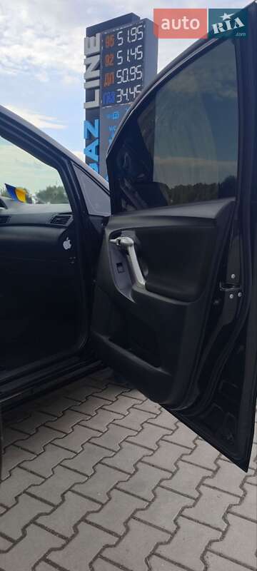 Минивэн Toyota Verso 2012 в Деражне