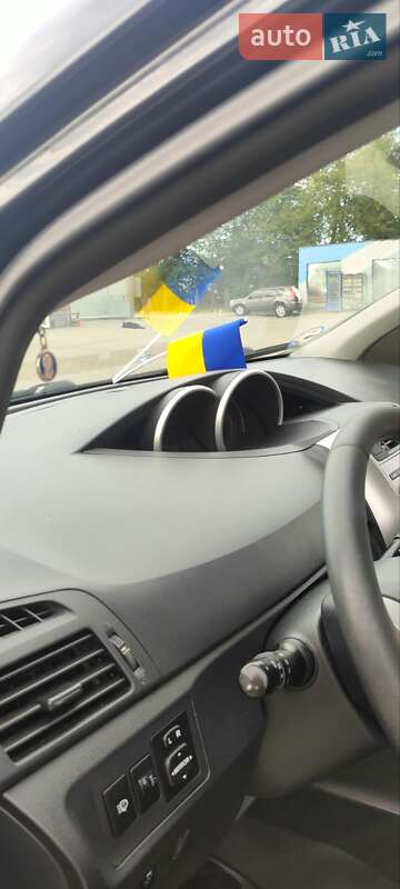 Минивэн Toyota Verso 2012 в Деражне